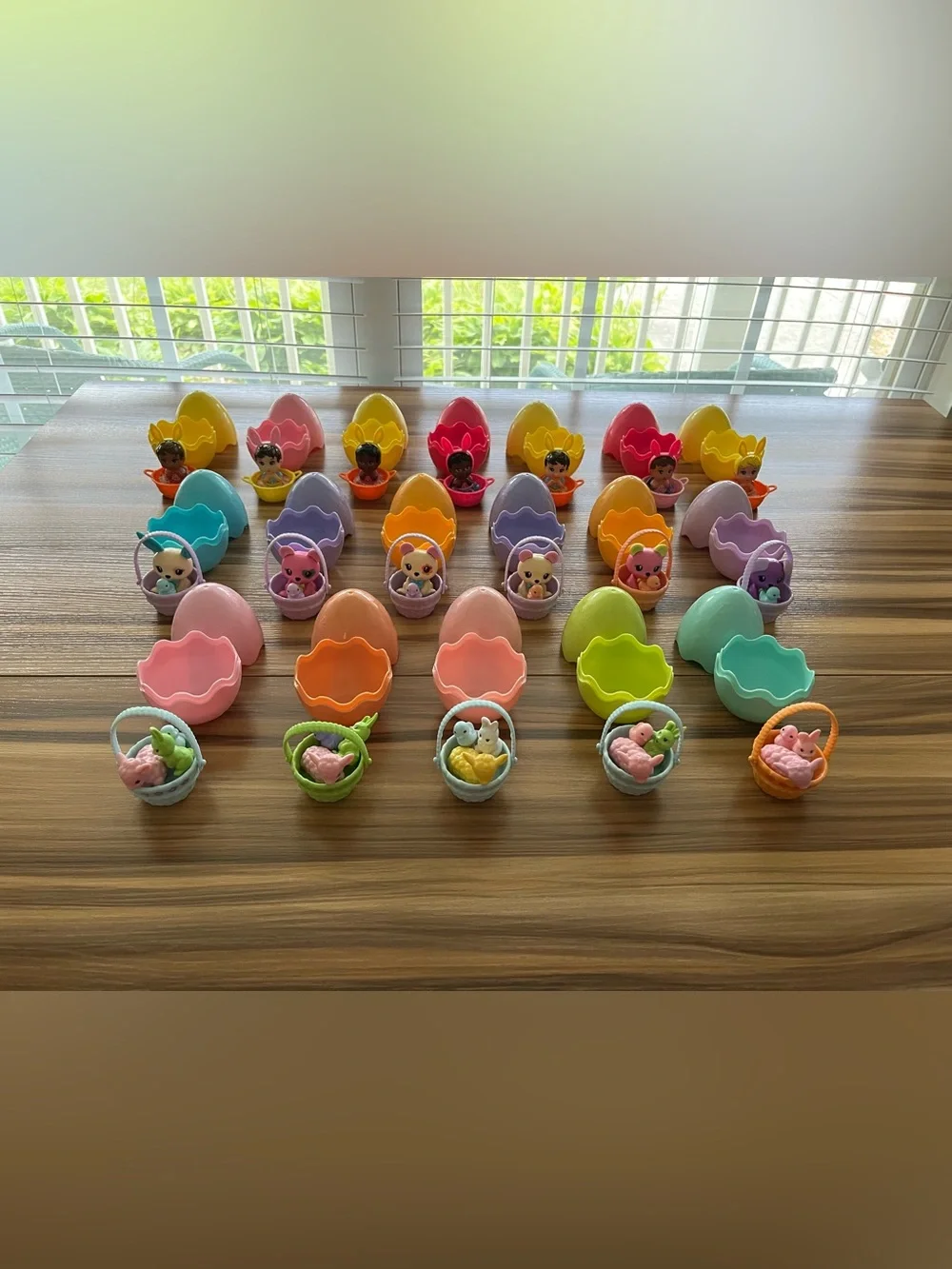Barbie Color Reveal Easter Eggs 18 Egg Bundle